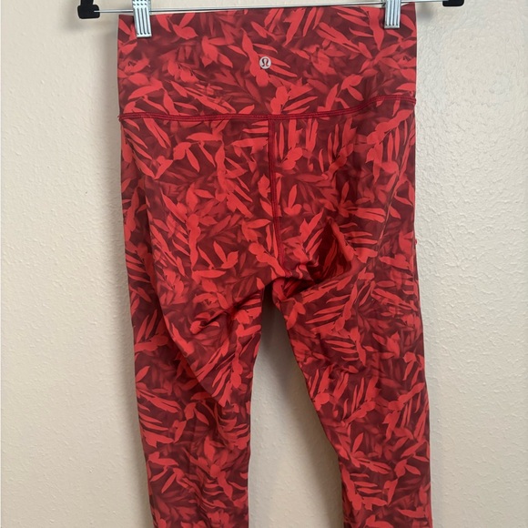 Lululemon Wunder Under High-Rise Tight 25" *Luxtreme Spray Leaf Fireside Red 8 - Picture 8 of 10